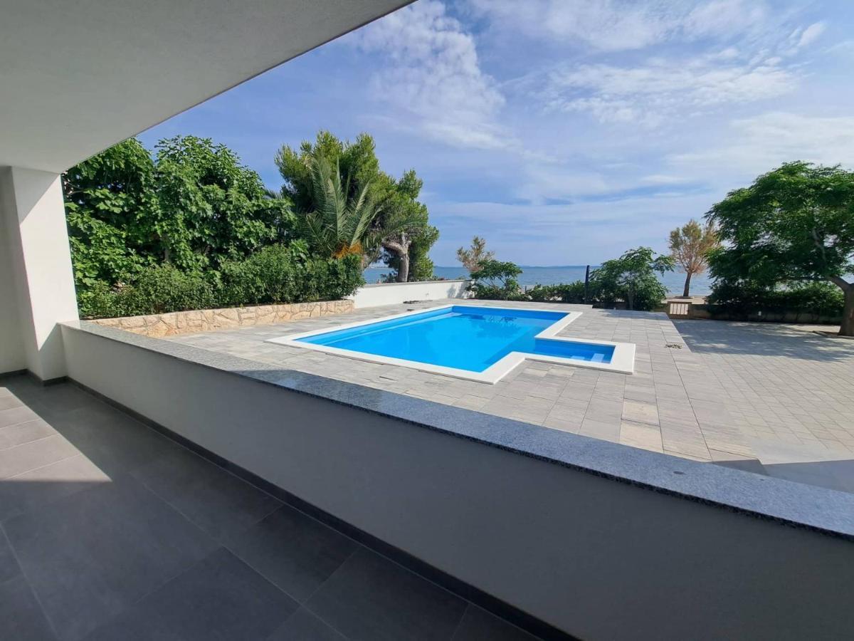 Villa Leptiric Vir Exteriér fotografie